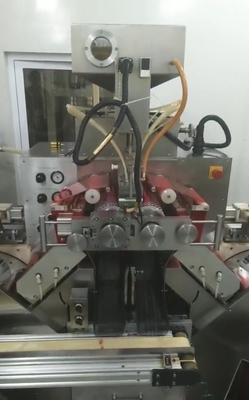 Máquina de cápsulas blandas de tipo rodante con capacidad de 100000C/h y enfriamiento por enfriador externo